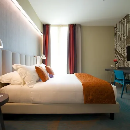 Mercure Firenze Centro Hotel 4*