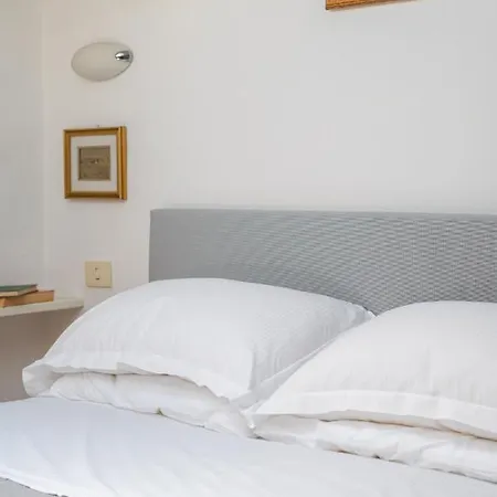 Apartment Terrace At 10 Mins From The Duomo - Homeunity