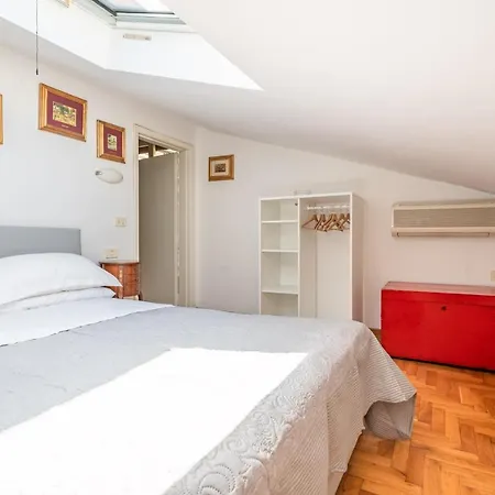 Apartment Terrace At 10 Mins From The Duomo - Homeunity Florenz