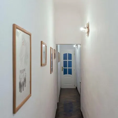 Апартаменты The Pitti Courtyard
