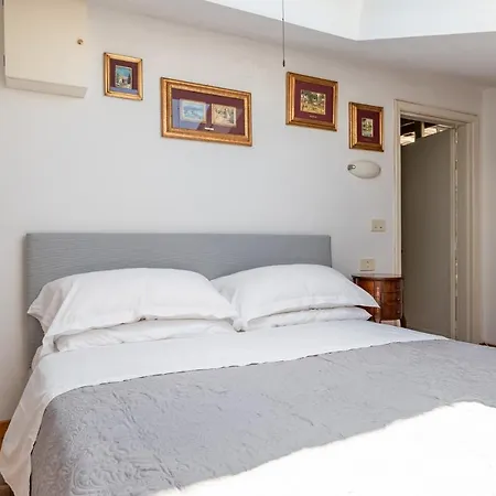 Apartment Terrace At 10 Mins From The Duomo - Homeunity Florenz
