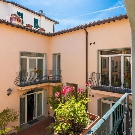 Palazzo Ghibellina By In Holiday home