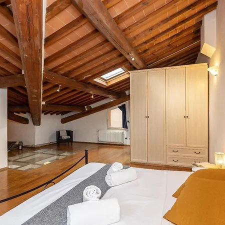 Holiday home Palazzo Ghibellina By In Florence