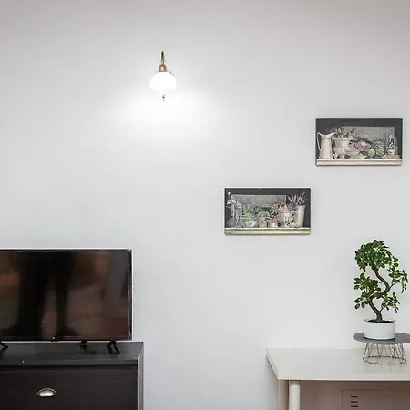 Holiday home Palazzo Ghibellina By In