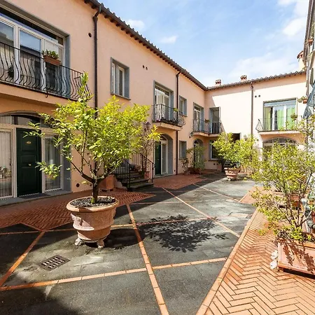 Palazzo Ghibellina By In * Florenz