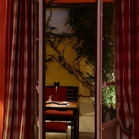 Casa Howard - Residenza D'epoca 3*