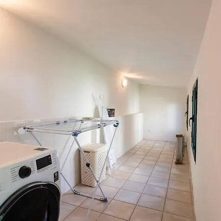 Dimora San Frediano, Oltrarno's Gem With Patio Apartment Florence