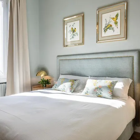 Dimora San Frediano, Oltrarno's Gem With Patio Apartment Florence