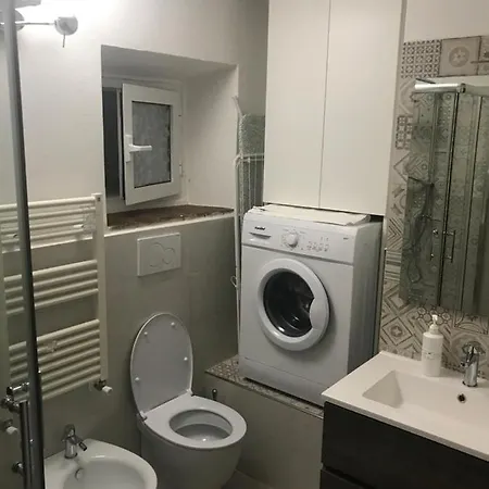 Apartment A&a