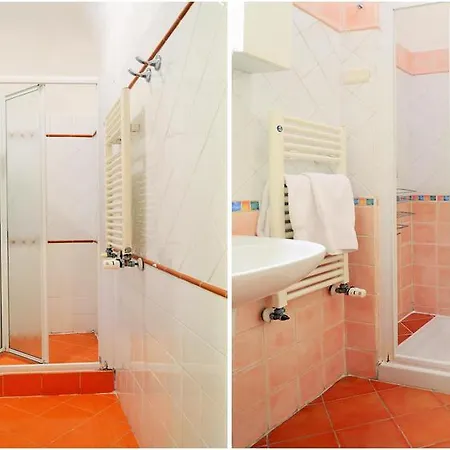 Guest house Sani Tourist House