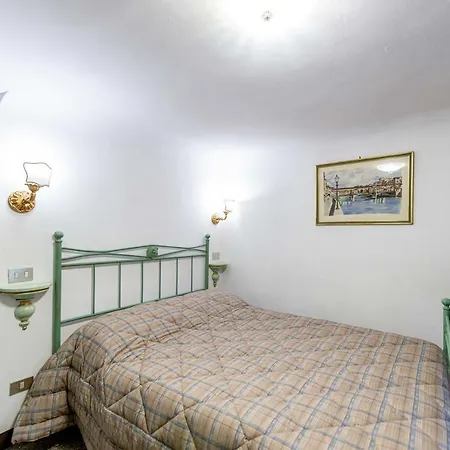 Quarto em Acomodações Particulares Casa Savonarola Charme *