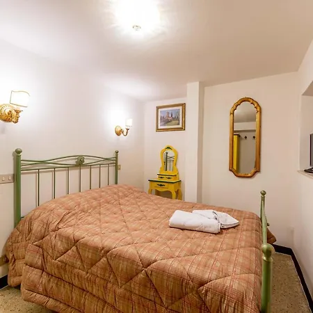 Casa Savonarola Charme Homestay *