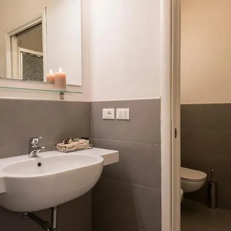 Apartment Florence- 4 Bedroom In Pellicceria *