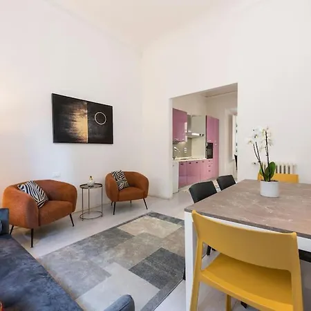 Florence- 4 Bedroom In Pellicceria Apartment Florence