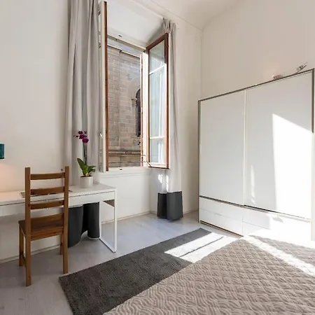 Apartment Florence- 4 Bedroom In Pellicceria *