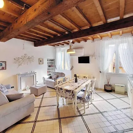 Casa Ornella Centro Storico Apartment *