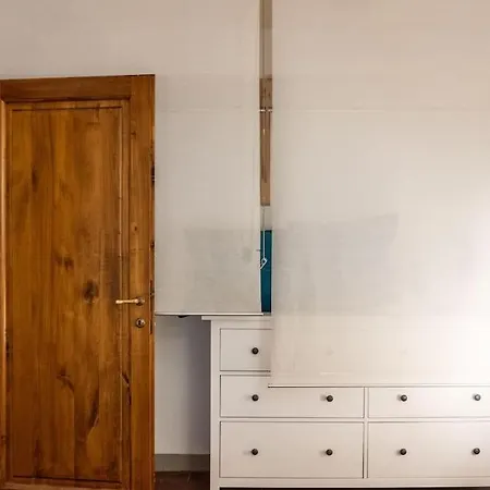 Apartment Classic Florentine Flat Near Piazza Santa Croce *