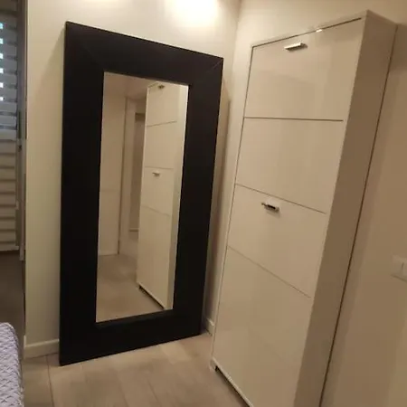 Incantevole Con Parcheggio Gratuito Apartment *