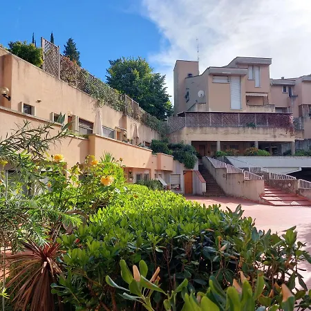Castiglione Near The Center Appartement *