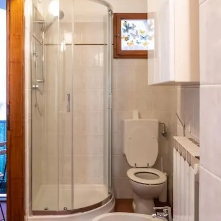 Apartment Classic Florentine Flat Near Piazza Santa Croce *