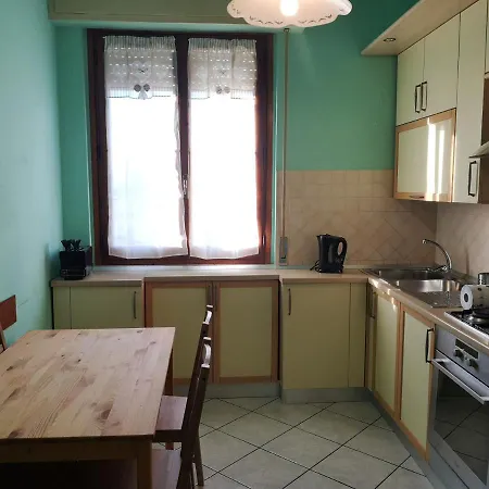 Sweet Apartment *