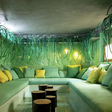 25hours Piazza San Paolino Hotel 4*