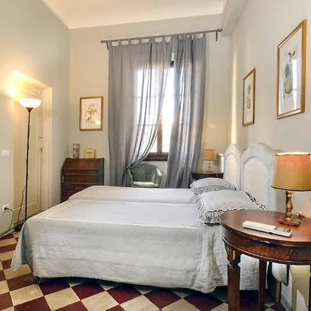 Palazzo Panzani Guest house *