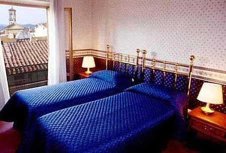Ritz 4*