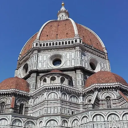 Castiglione Near The Center Appartement