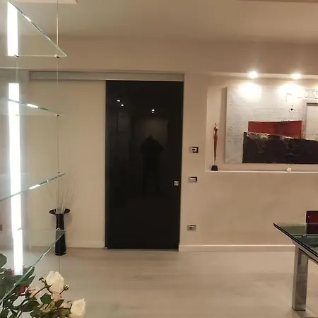 Incantevole Con Parcheggio Gratuito *