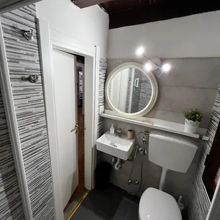La Piccola Maison Daire Floransa