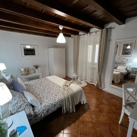 La Piccola Maison