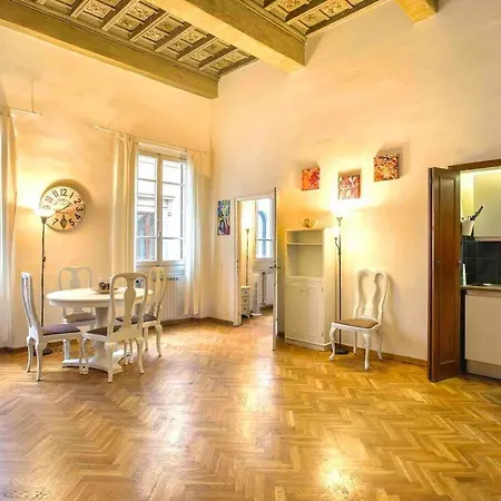 Hidden Gem Near Ponte Vecchio & Piazza Del Duomo *