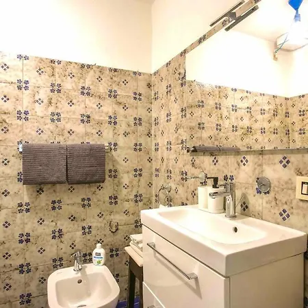 Hidden Gem Near Ponte Vecchio & Piazza Del Duomo Apartment Florence
