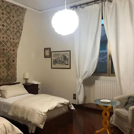 Rosso Fiorentino Apartment Florenz