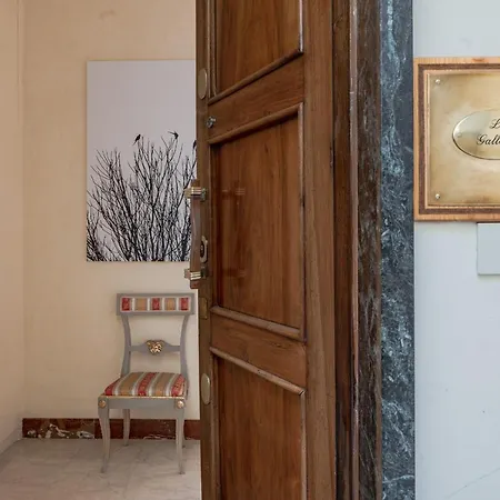 The Art Gallery Apartment *