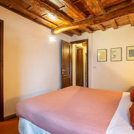 Apartment Faenza22 Florence