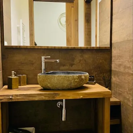 Oro Nero Guest house