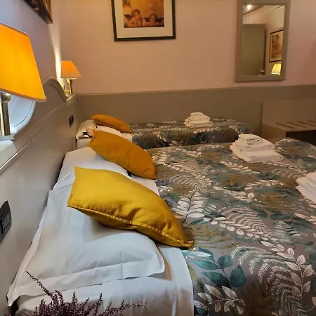 Hotel Camilla Firenze Florencia