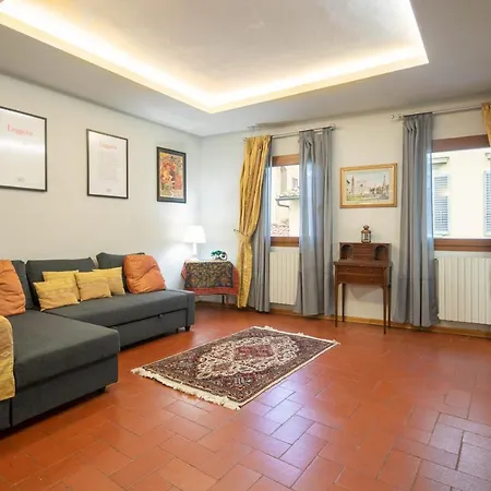 Borgo La Croce