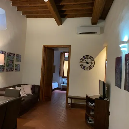 Apartment Istay - Sdrucciolo Dei Pitti - Four *