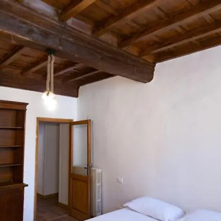 Apartment Sweet Near Piazza Pitti Florence