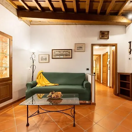 Apartment Banchi Florence