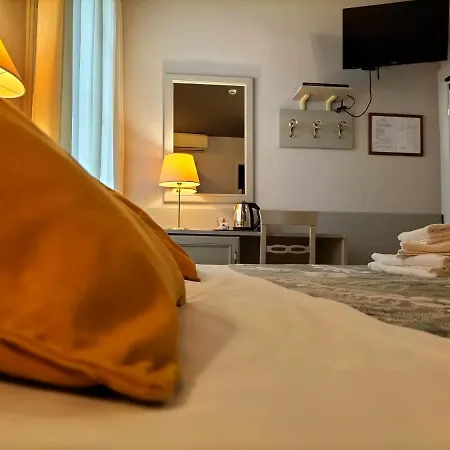 Camilla Firenze Hotel