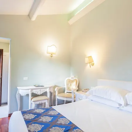 Royal Hotel 4*
