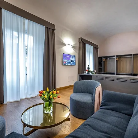 La Scaletta Al Ponte Vecchio 3*