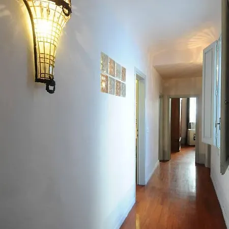 Ognissanti 33 Apartment *
