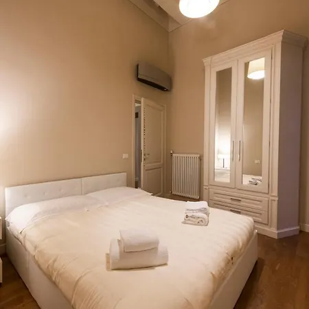 Appartamento Rucellai Prestige By Mmega Firenze