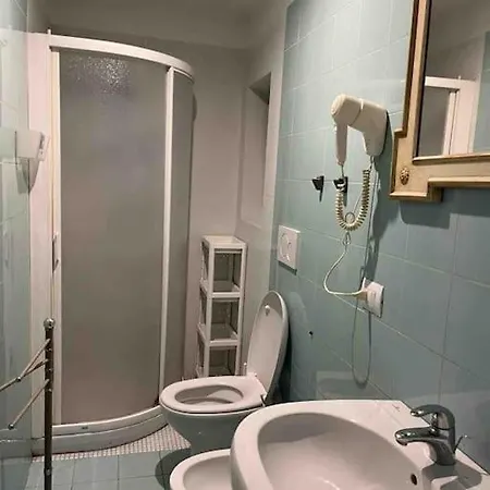 Apartment Parterre Piazza Liberta
