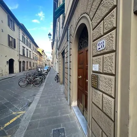Santa Reparata Downtown Apartment